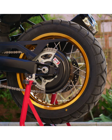 TRIUMPH TIGER 800 - Carter de chaine NOIR satiné