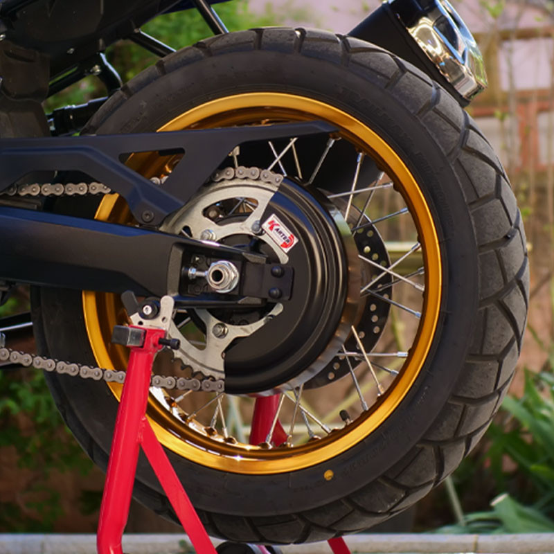 TRIUMPH TIGER 800 - Carter de chaine NOIR satiné